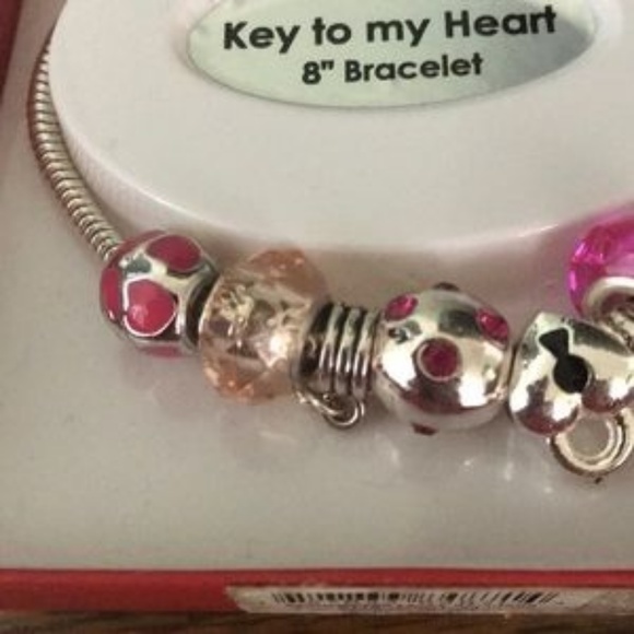 Aventura Jewelry 50 Shades of Pink Bracelet with 1 stretch bracelet - Picture 4 of 9